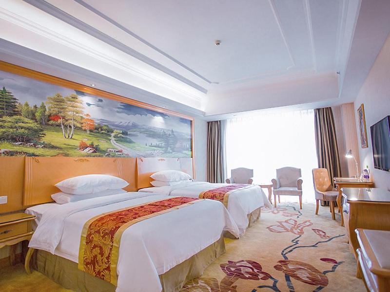Vienna International Hotel Hangzhou South Railway Station Экстерьер фото